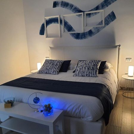 Hotel La Casa Di Maria à Naples Extérieur photo