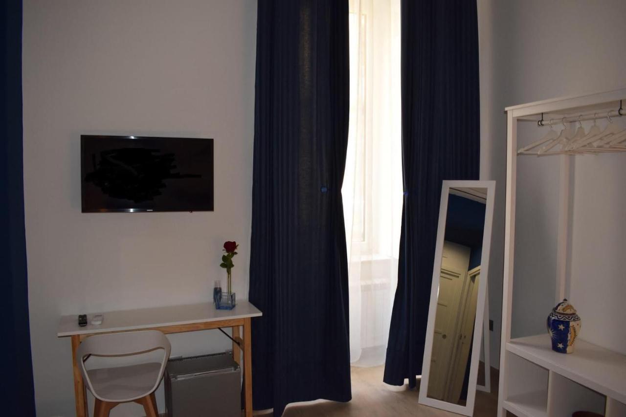 Hotel La Casa Di Maria à Naples Extérieur photo