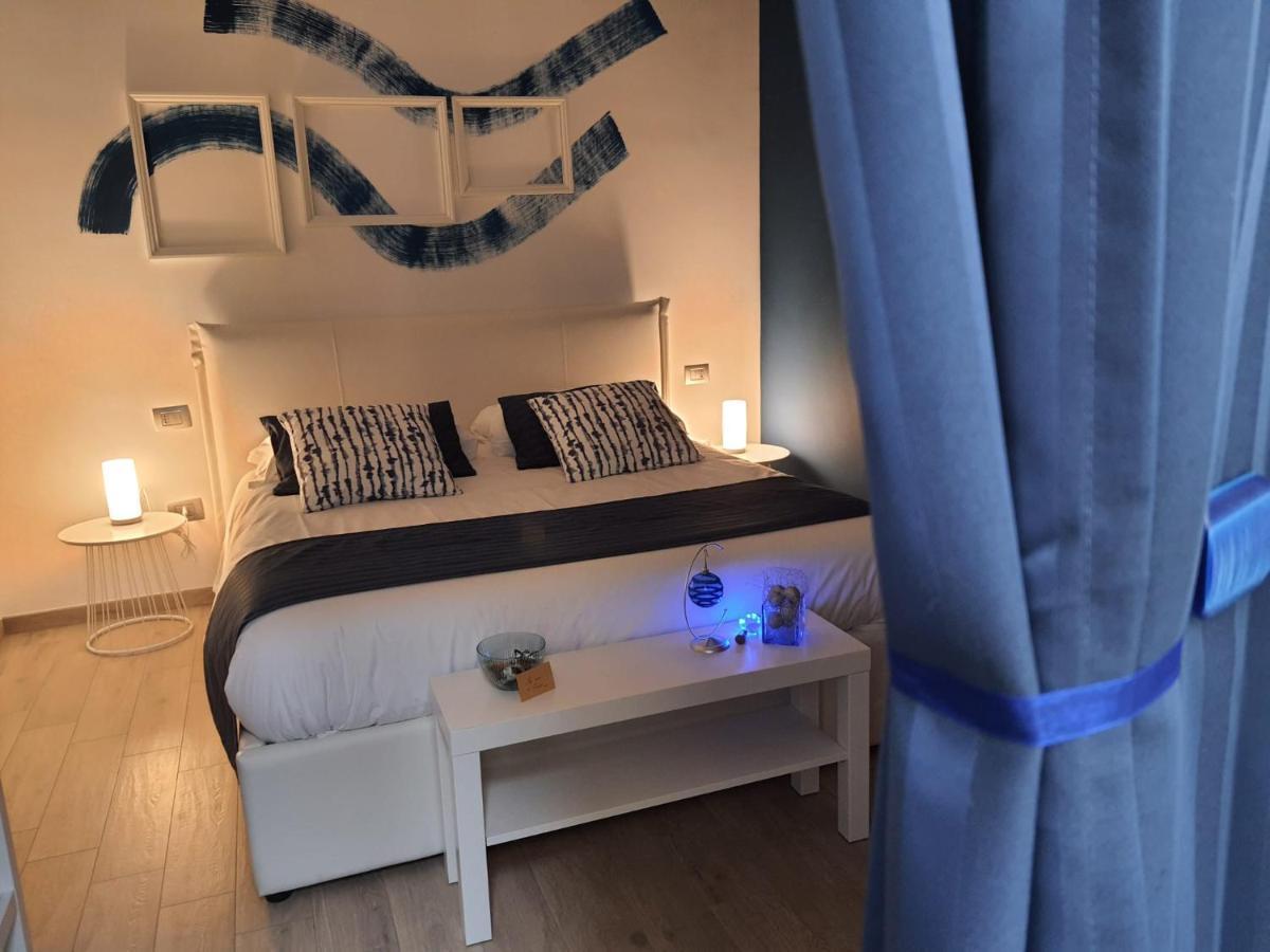 Hotel La Casa Di Maria à Naples Extérieur photo